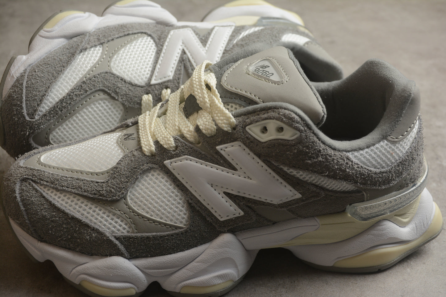 9060 Style Premium Chunky Sneakers – Fast Shipping ⭐⭐⭐⭐⭐ 4.8/5 (1,247 Reviews)