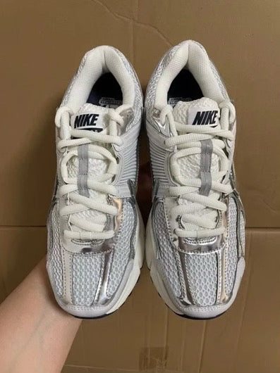 Premium Reflective Runner Sneakers – Ultra Comfort Streetwear Shoes🔥