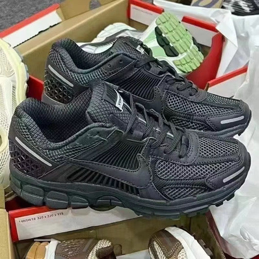 Premium Reflective Runner Sneakers – Ultra Comfort Streetwear Shoes🔥